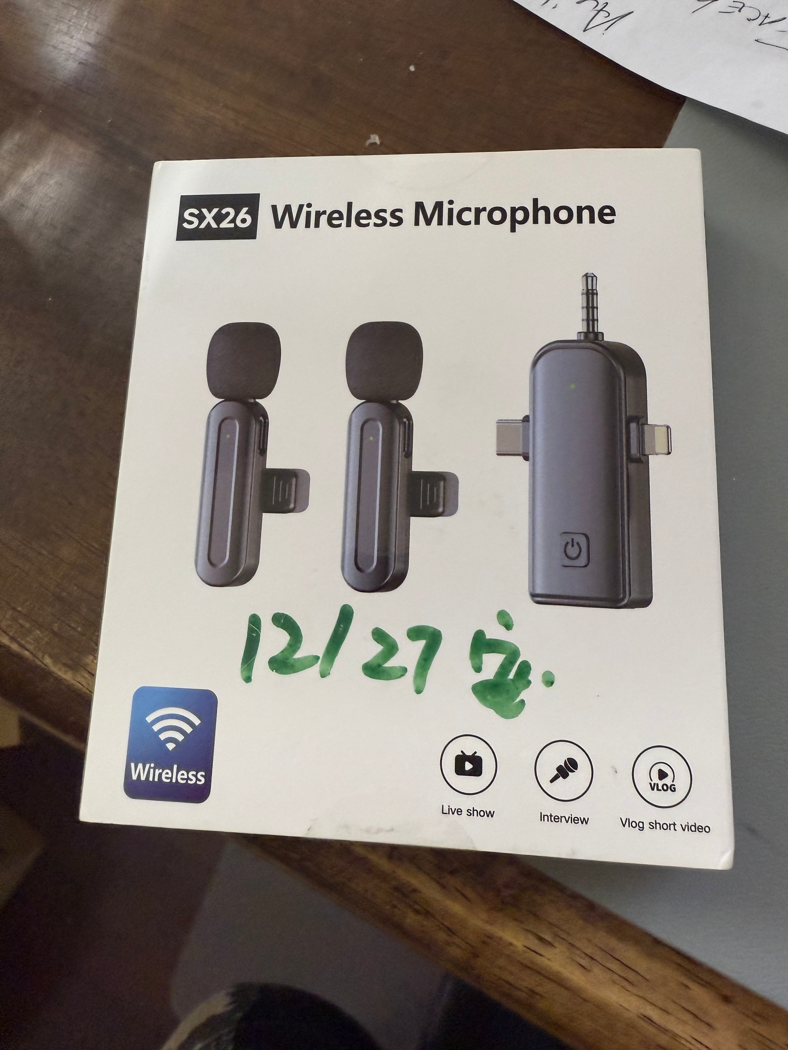 Mini Mic Microphone Wireless Lavalier for iPhone & Android & Camera, Clip-On Phone