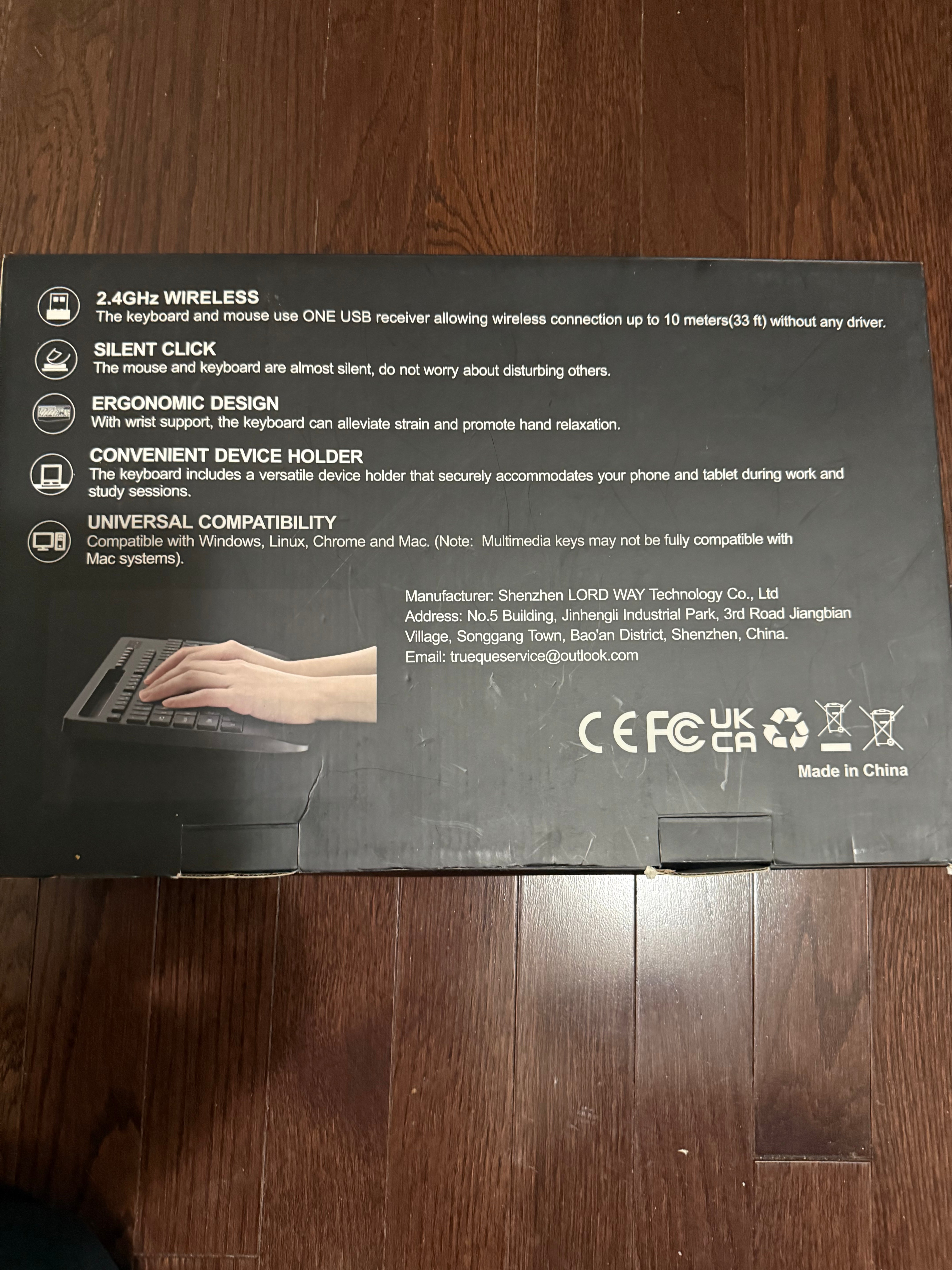 Trueque Full-sized ergonomic keyboard and Mouse