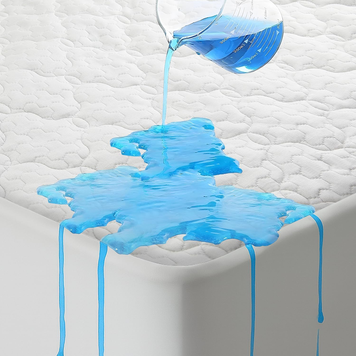 Bamboo Rayon Waterproof Mattress Protector - Breathable Quilted Bed Cover with 360° Elastic Fit