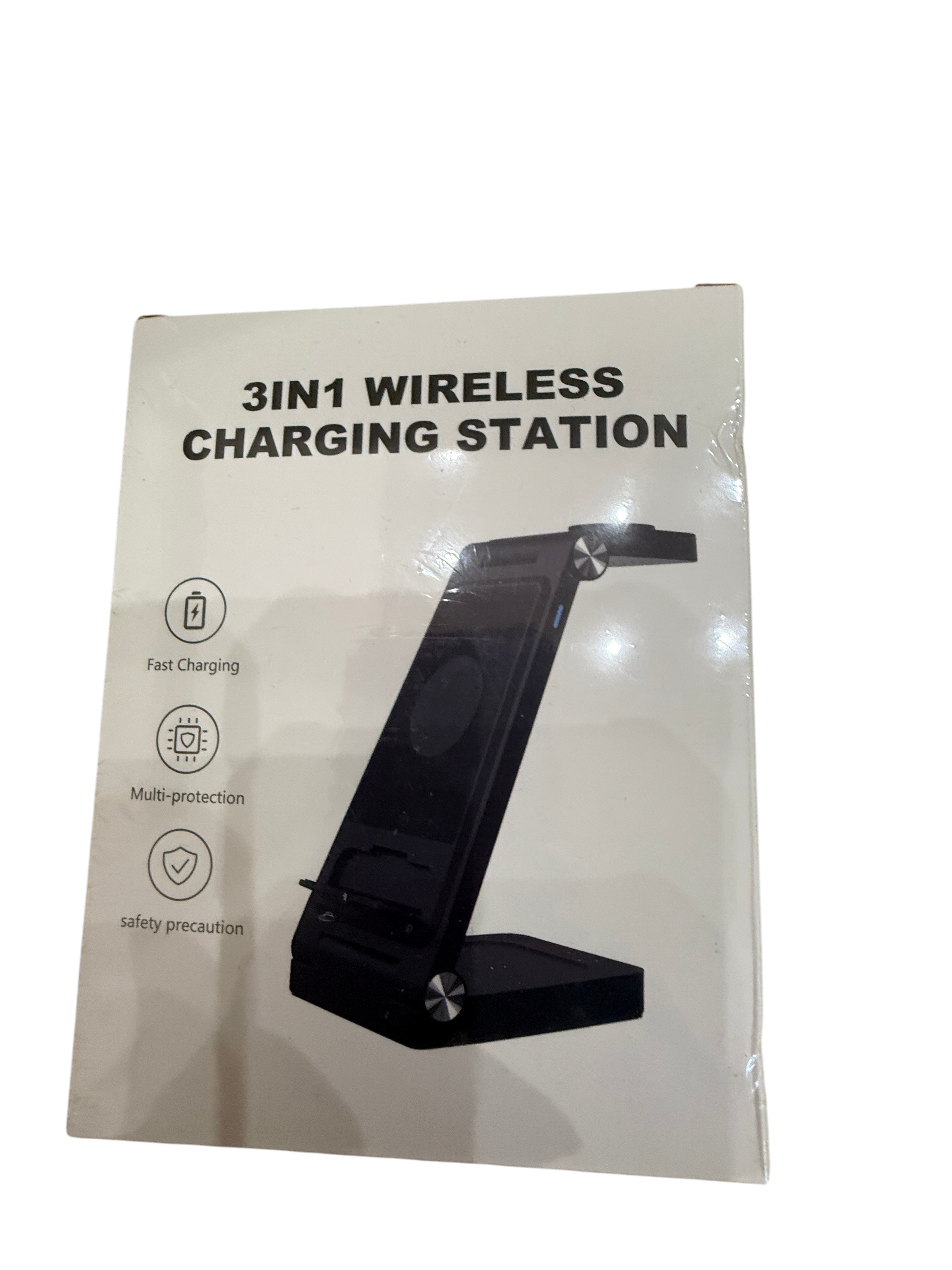 3-in-1 Wireless Charging Station Phone Watch Earbuds