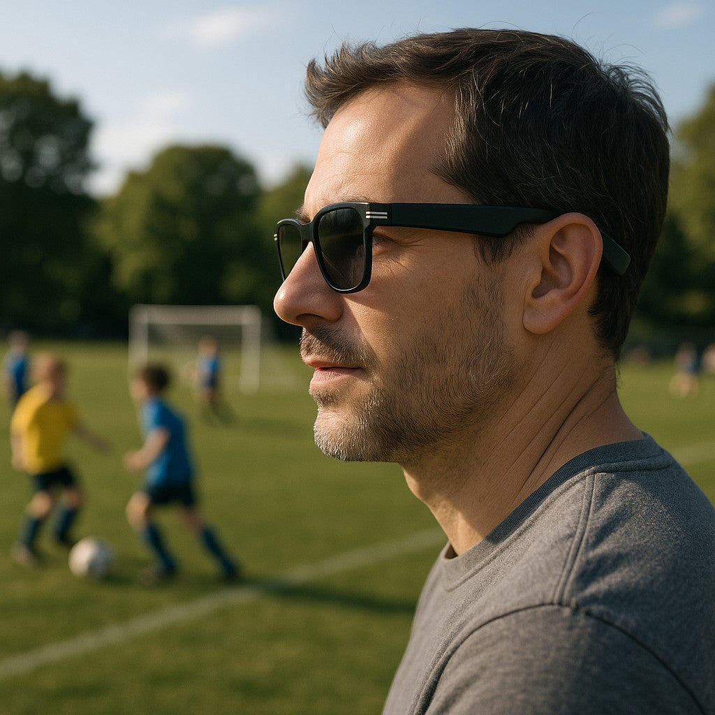M10 Pro smart glasses lifestyle 6