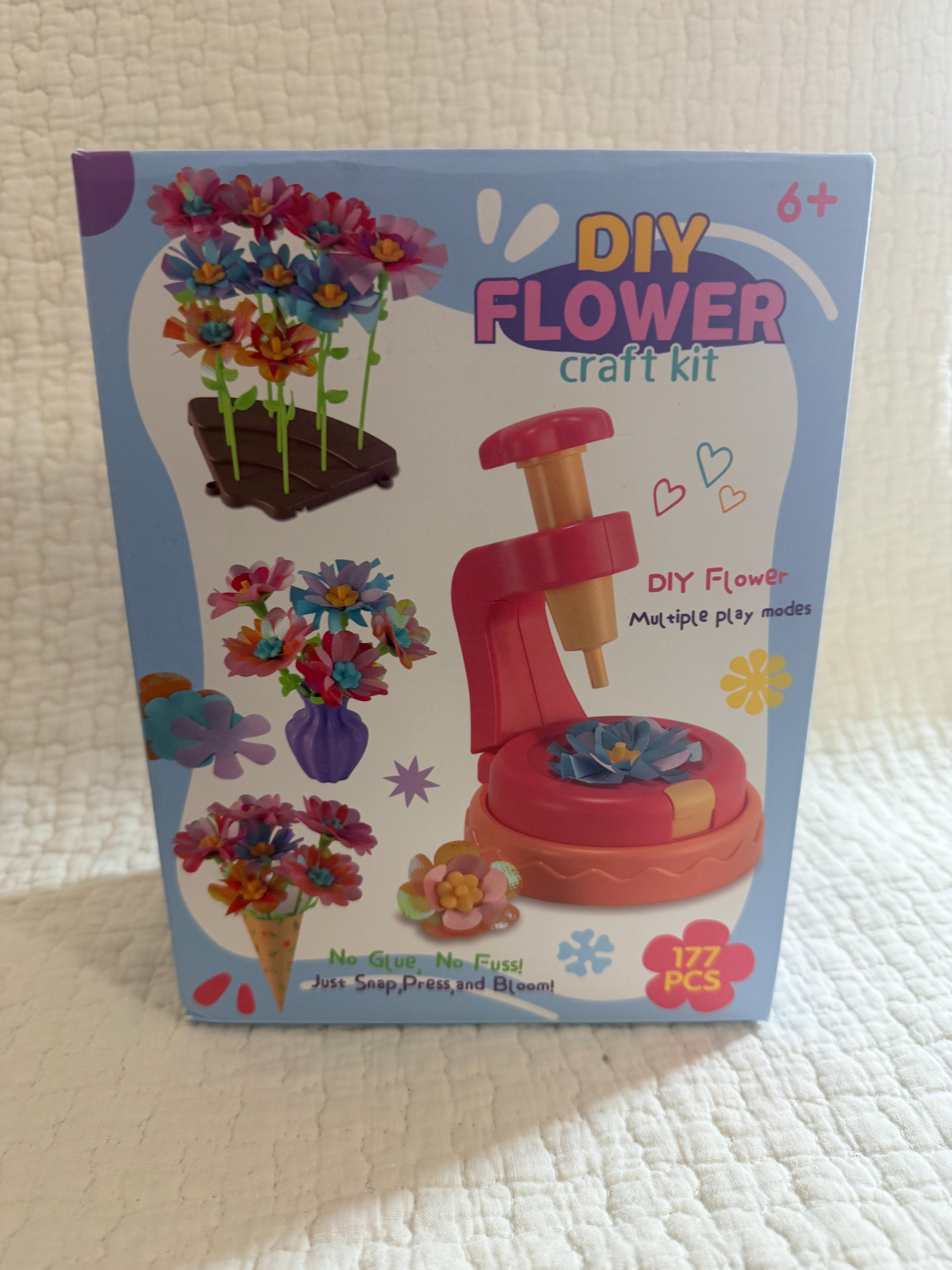 DIY Flower Craft Kit 122 Piece Snap Press and Bloom Ages 6+