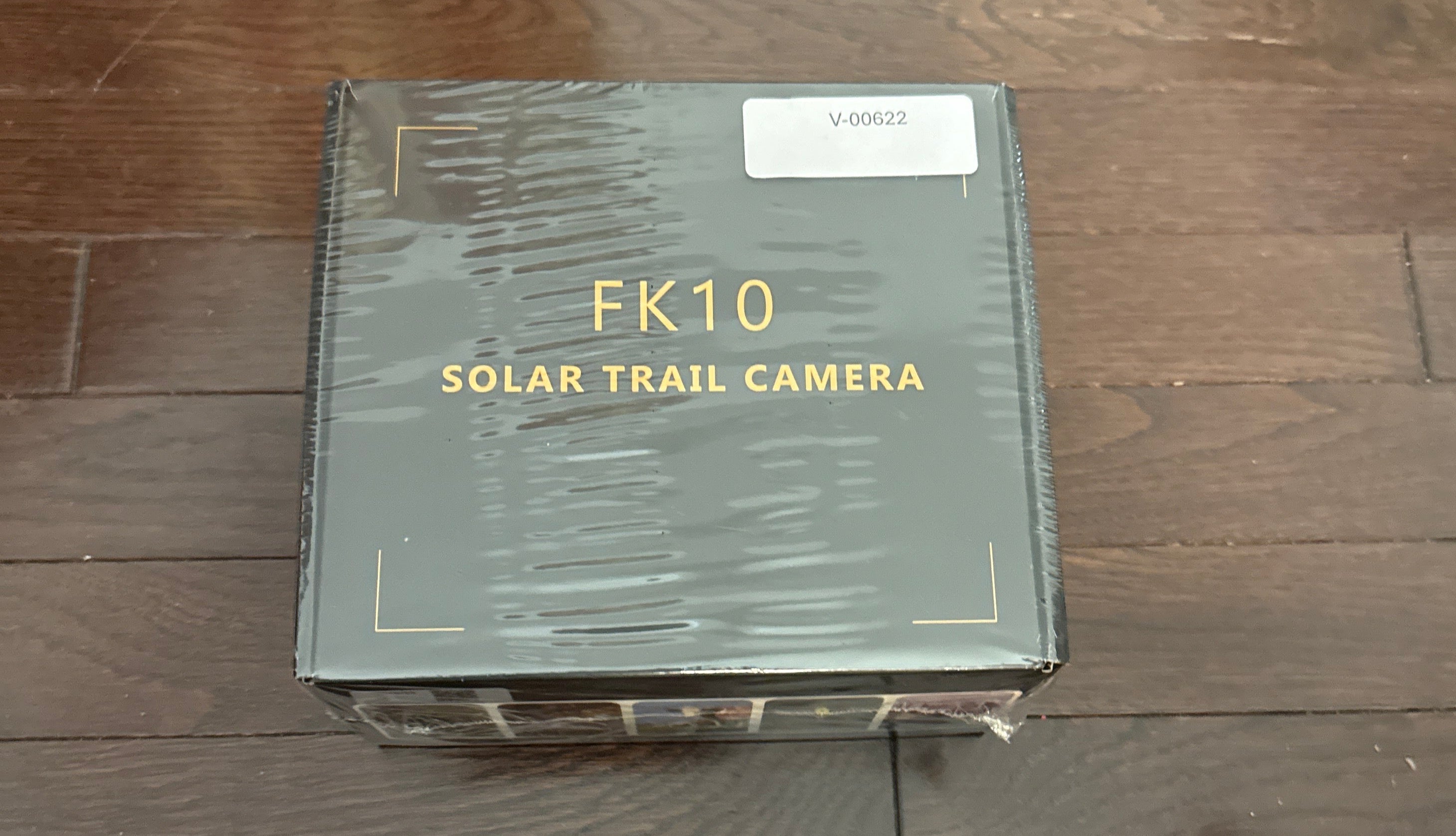 The FK10 hunting camera features impressive performance with a 100ft infrared flash range