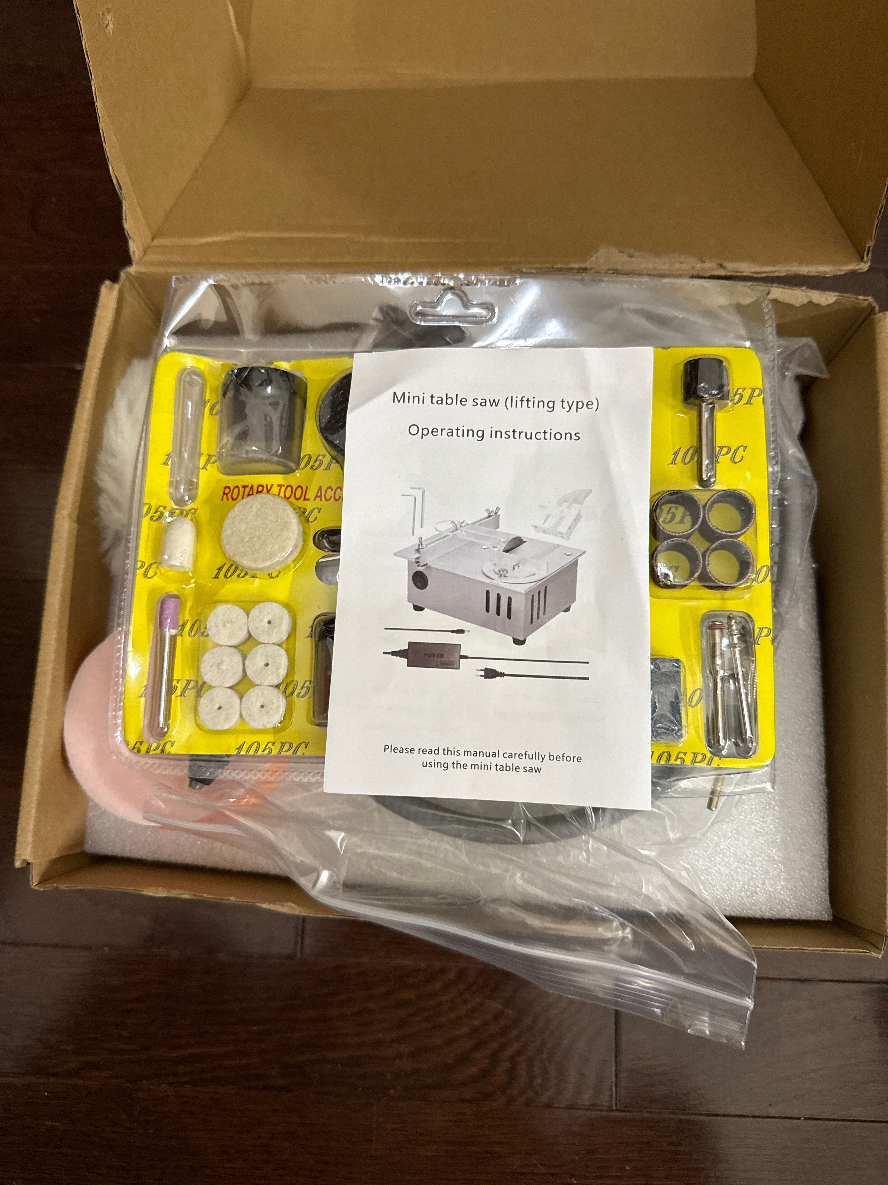 Mini table saw