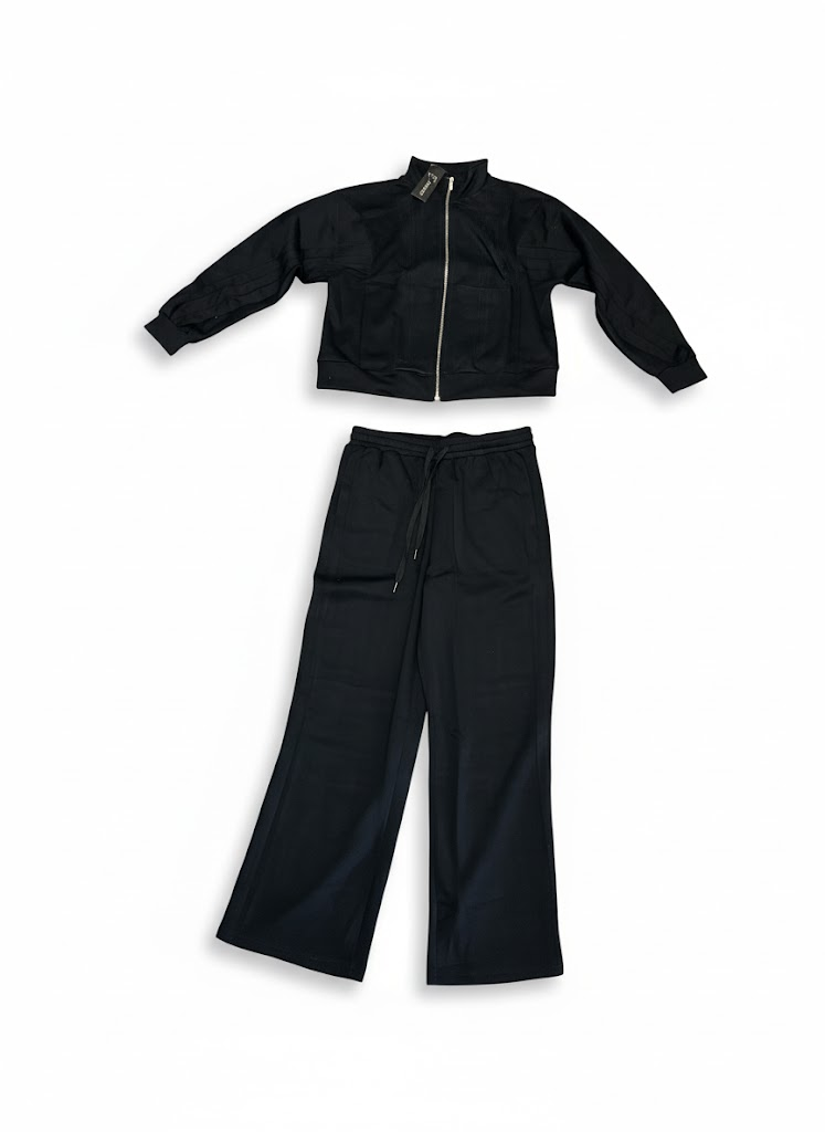 Totatuit Women's Bold Jumpsuit - Sleek & Confident Style