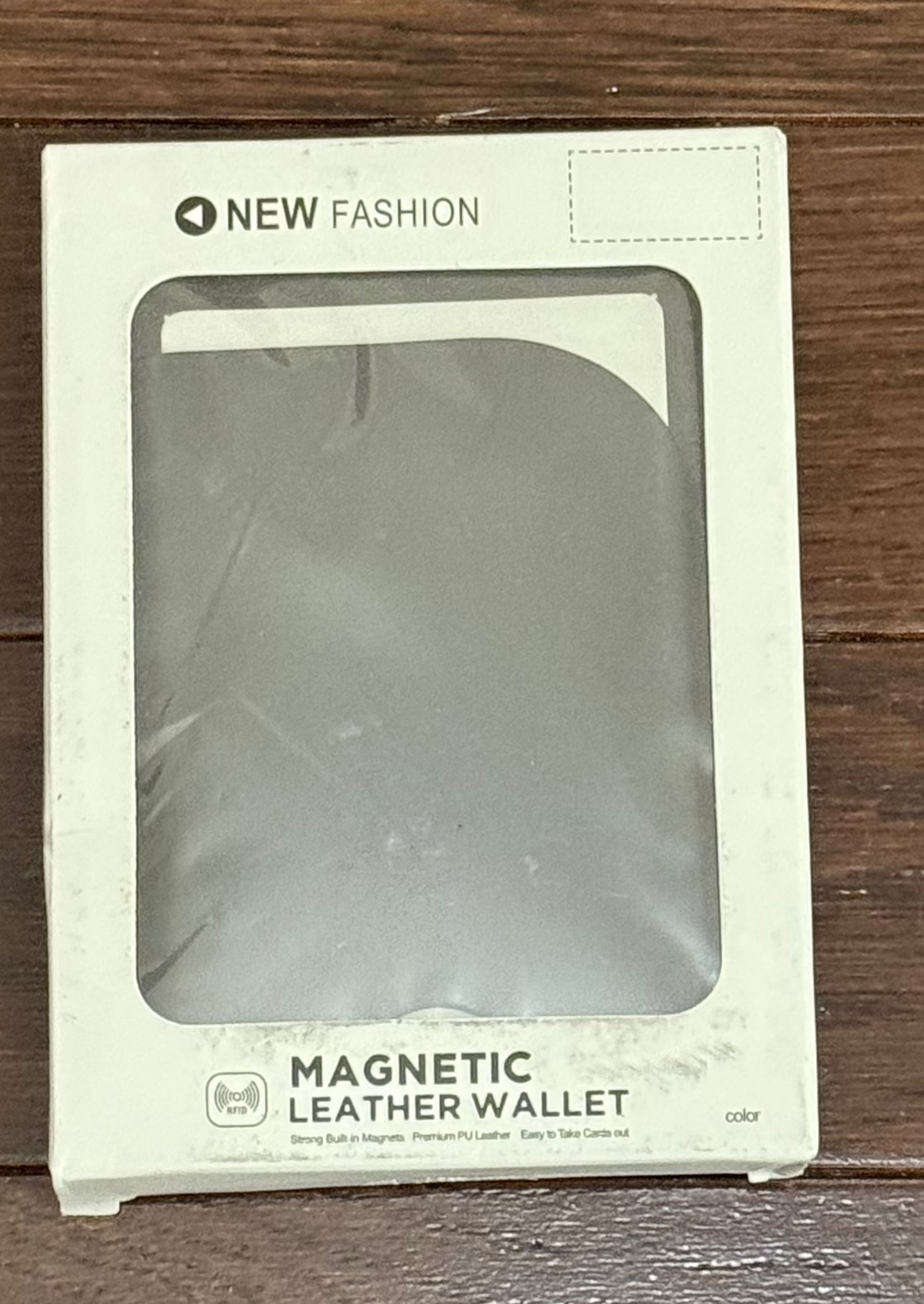 Magnetic Leather Wallet  attach securely to your smartphone using MagSafe technology