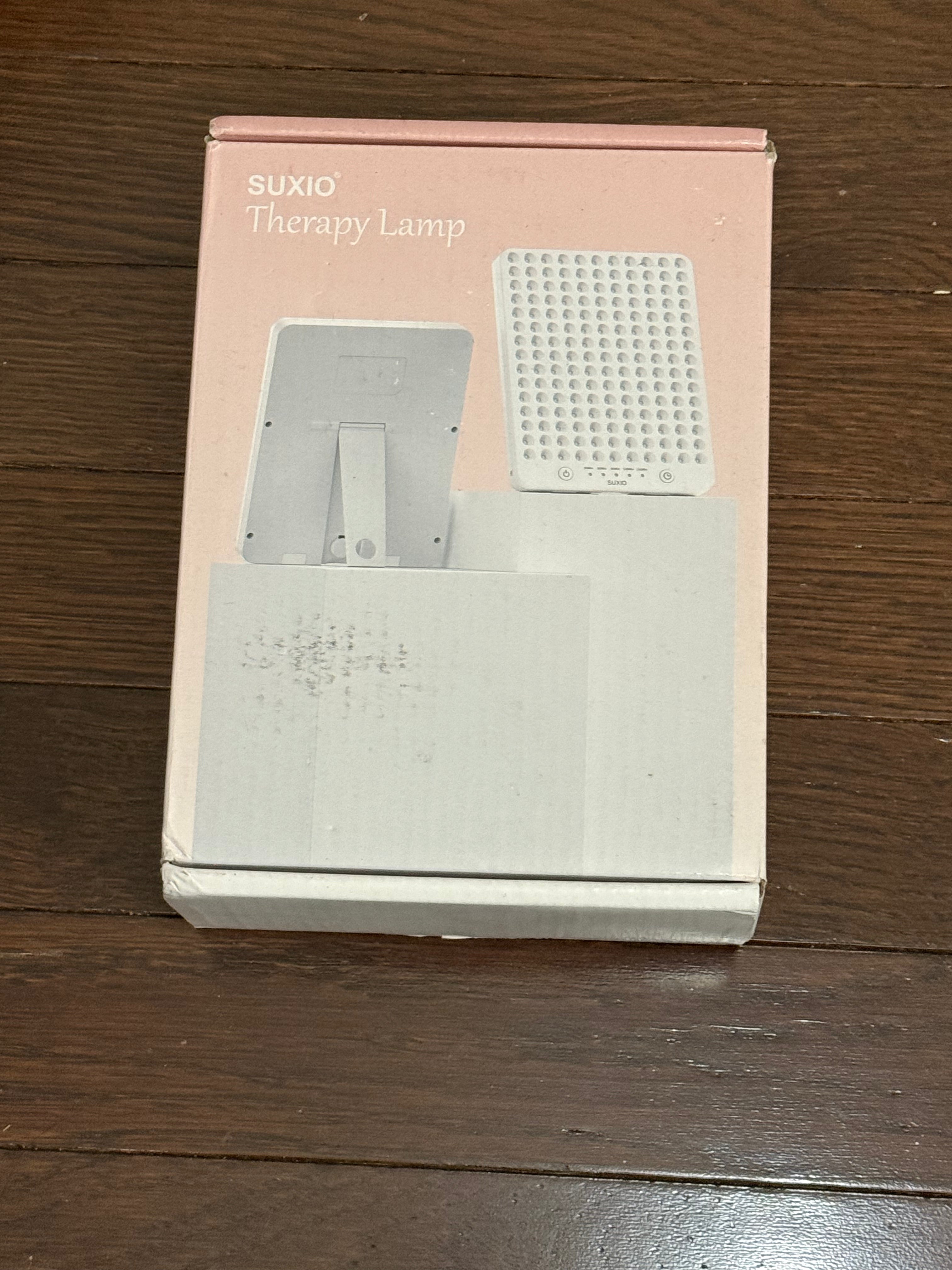 The SUXIO Light Therapy Lamp delivers 10,000 lux of bright