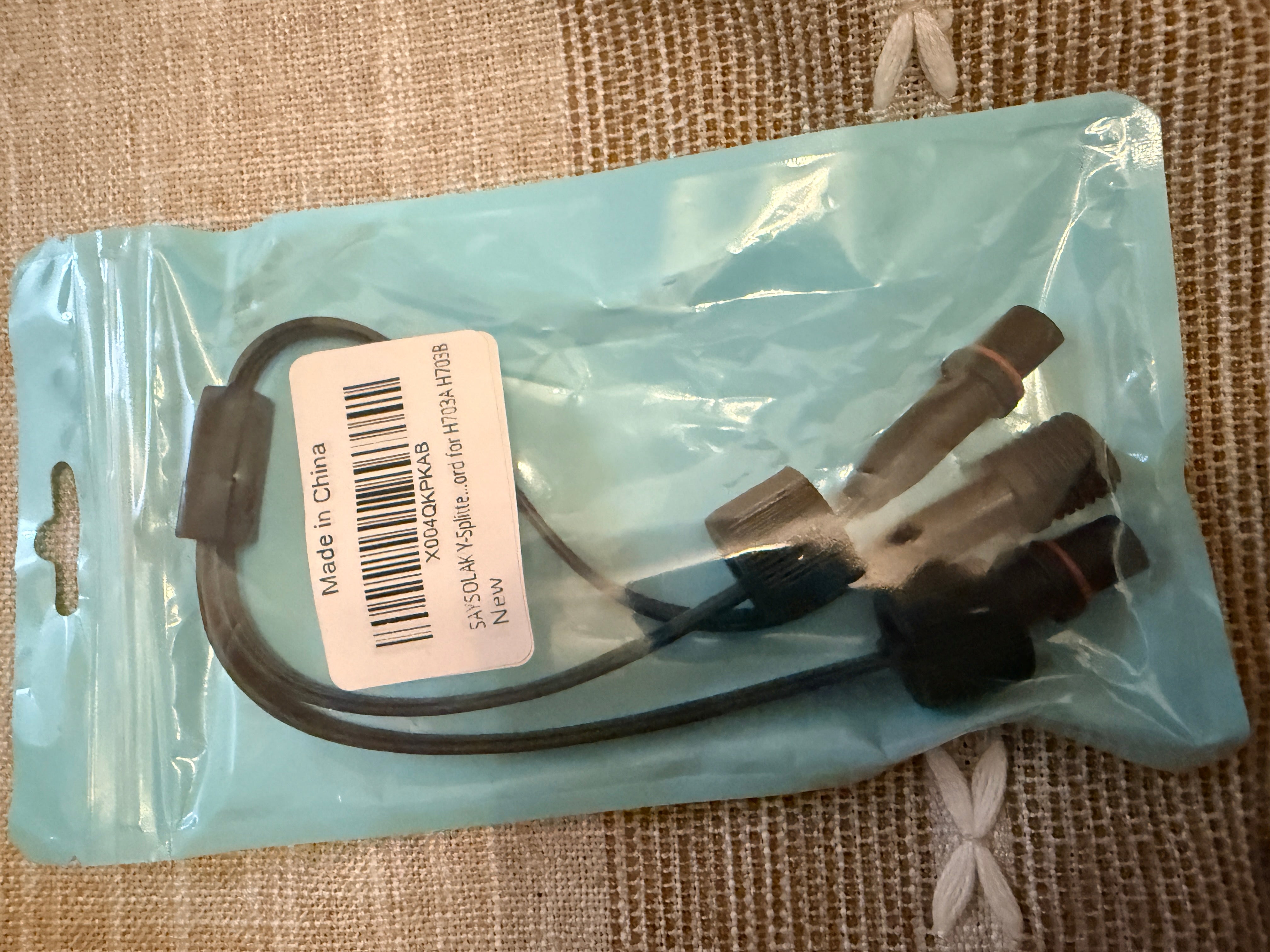 Solar Panel 4-Way Y-Splitter MC4 Cable Connector