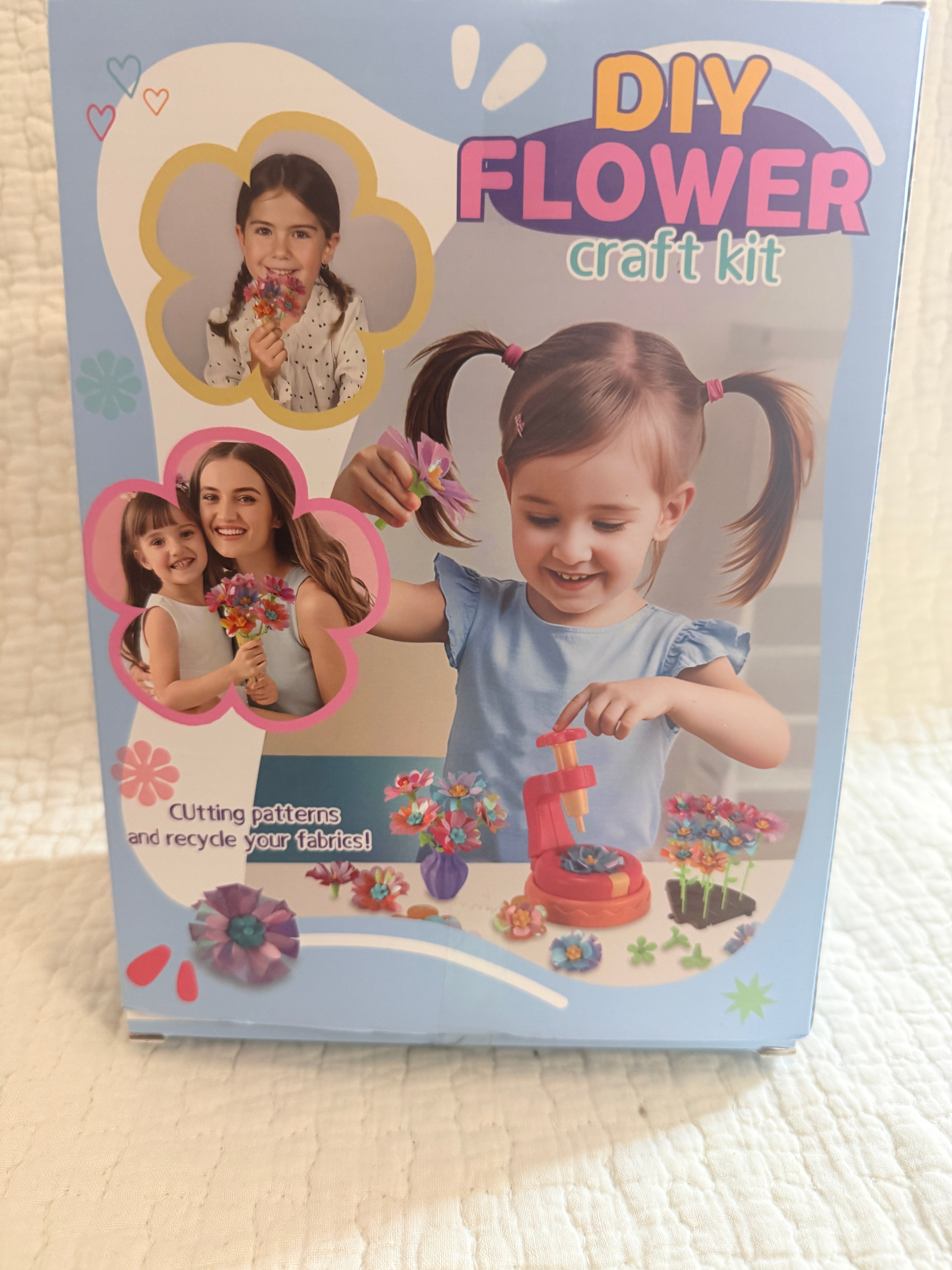 DIY Flower Craft Kit 122 Piece Snap Press and Bloom Ages 6+