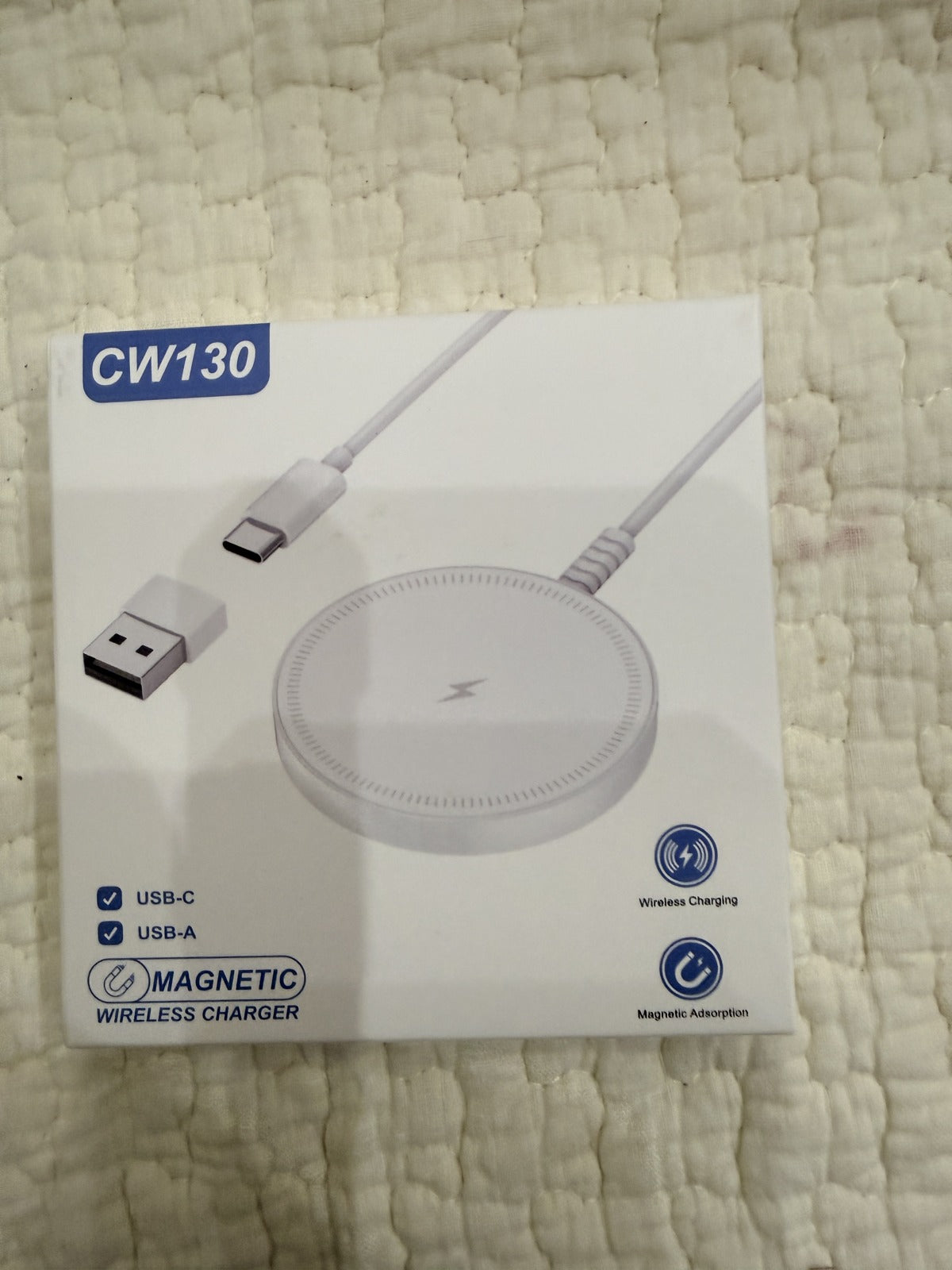 CW130 Magnetic Wireless Charger USB-C USB-A