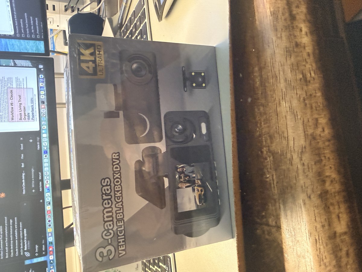3-Cameras Vehicle Blackbox DVR, 4K Ultra HD, Front/Cabin/Rear, 170 Degree